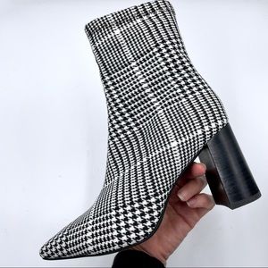 NEW Jeffrey Campbell Black White Textile Plaid Stacked Heel Side Zip Bootie 6.5